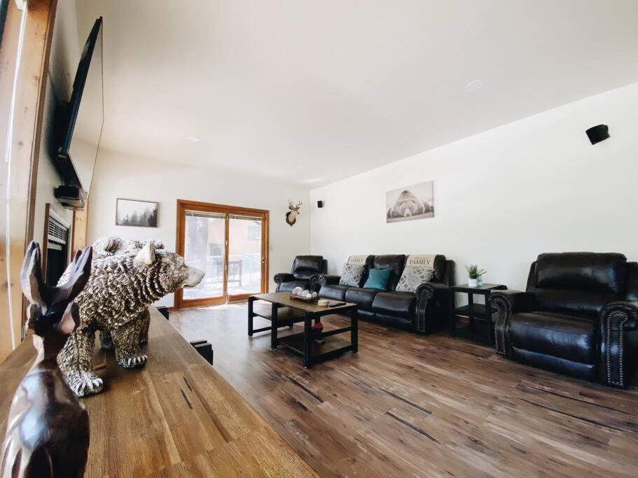 Kathys Cabin, King Bed, Hot Tub, Near-Nau & Downtown Attractions, Perfect Year-Round Mountain Getaway Flagstaff Eksteriør billede