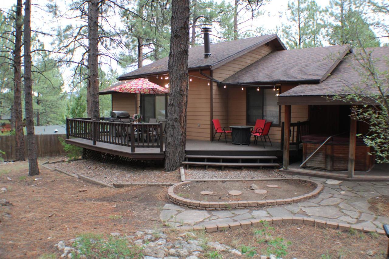Kathys Cabin, King Bed, Hot Tub, Near-Nau & Downtown Attractions, Perfect Year-Round Mountain Getaway Flagstaff Eksteriør billede
