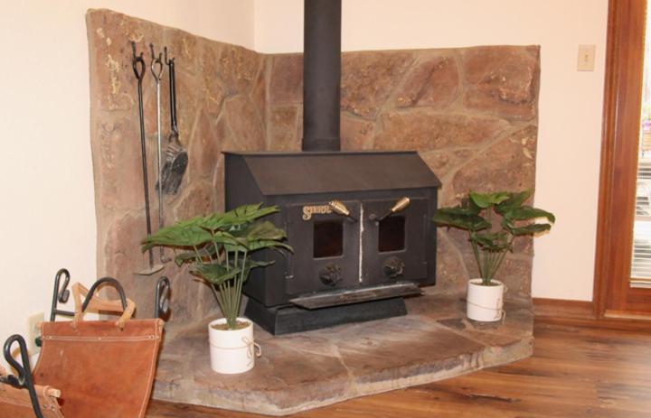Kathys Cabin, King Bed, Hot Tub, Near-Nau & Downtown Attractions, Perfect Year-Round Mountain Getaway Flagstaff Eksteriør billede